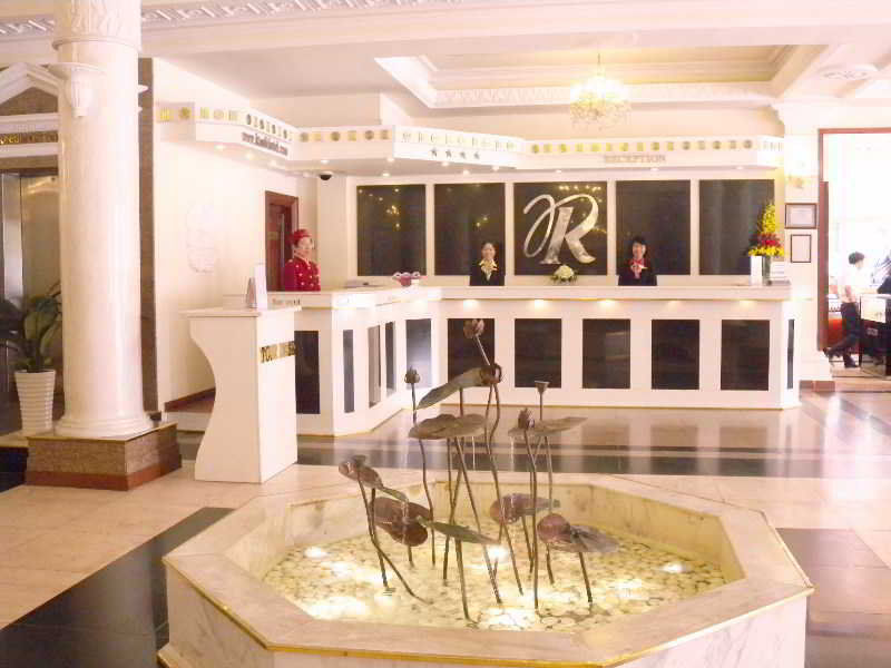 Royal Hotel Saigon Ho Şi Min Exterior foto